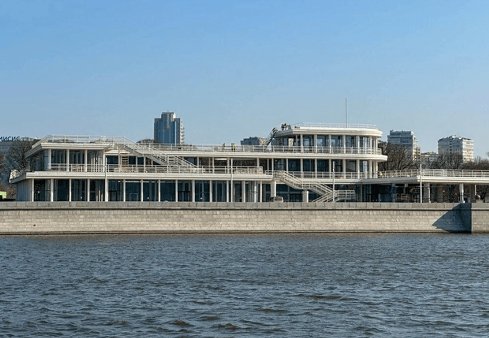 ЖК Парк Легенд - вентилируемый фасад